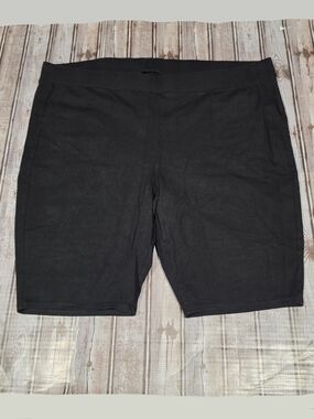 Torrid Black Bike Shorts With Pockets Size 5